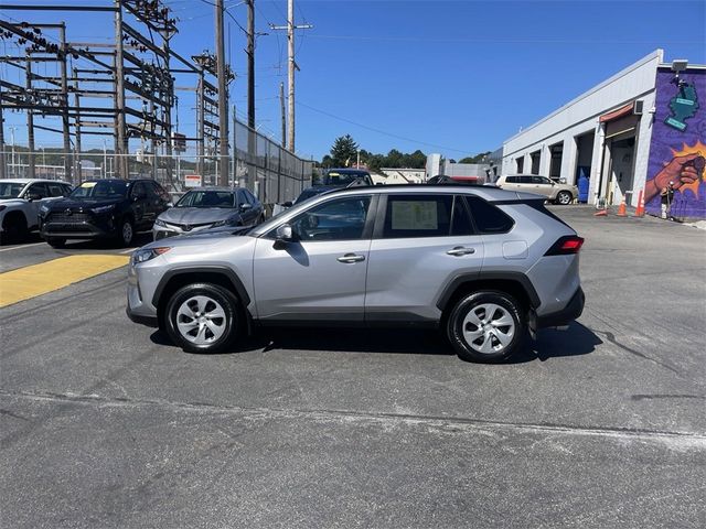 2021 Toyota RAV4 LE