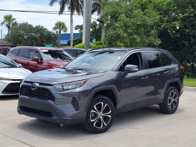 2021 Toyota RAV4 LE