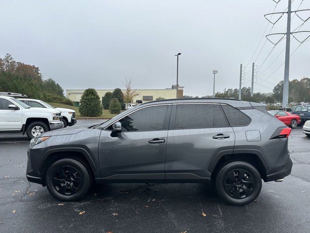 2021 Toyota RAV4 LE