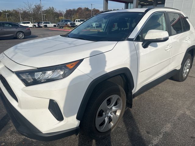 2021 Toyota RAV4 LE