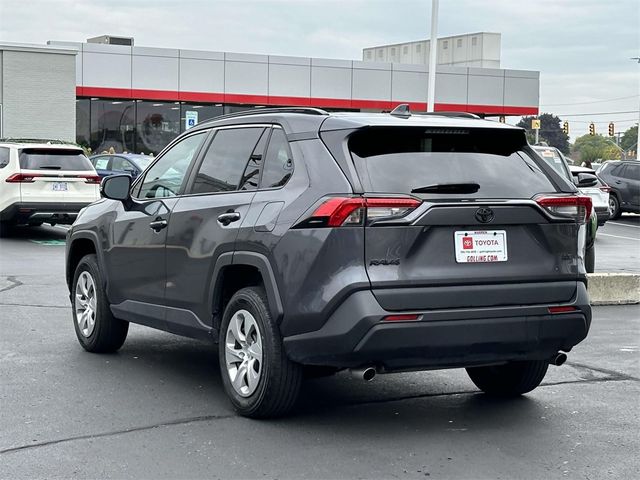 2021 Toyota RAV4 LE