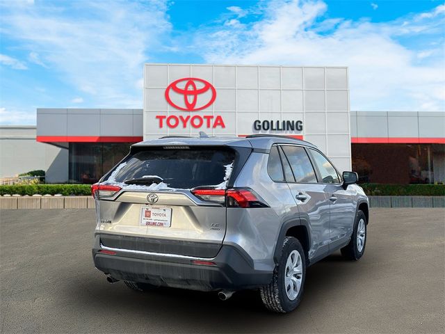 2021 Toyota RAV4 LE