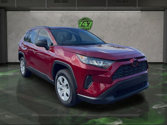 2021 Toyota RAV4 LE
