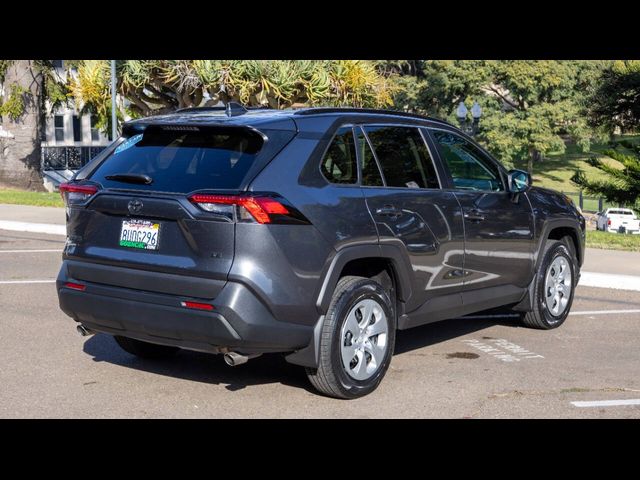 2021 Toyota RAV4 LE