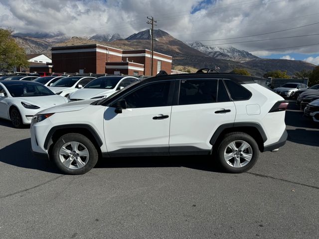 2021 Toyota RAV4 LE