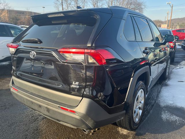 2021 Toyota RAV4 LE