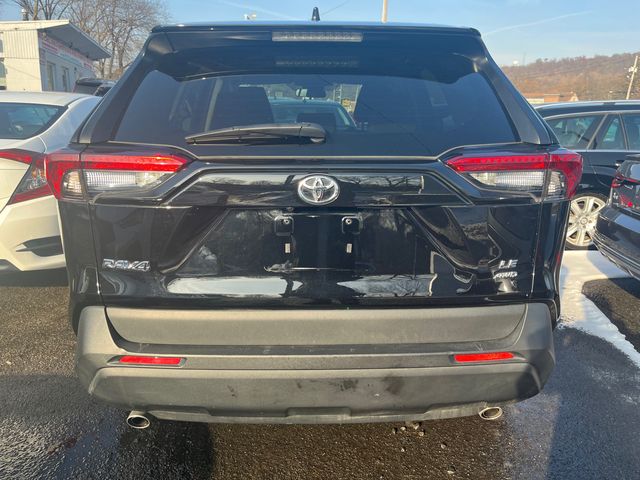 2021 Toyota RAV4 LE