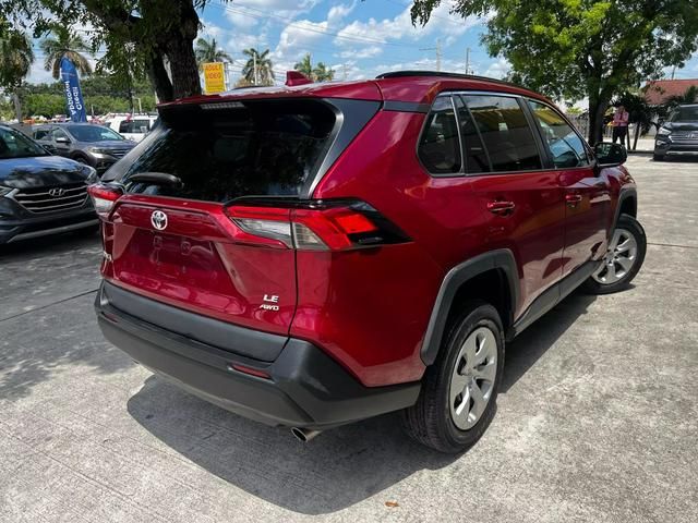 2021 Toyota RAV4 LE