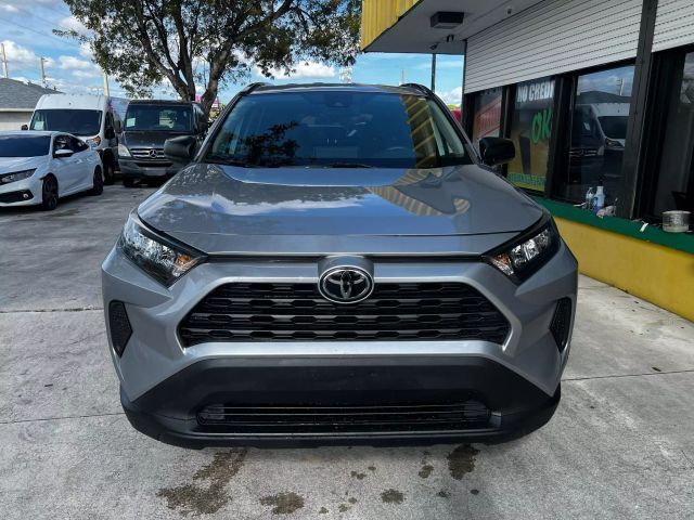 2021 Toyota RAV4 LE