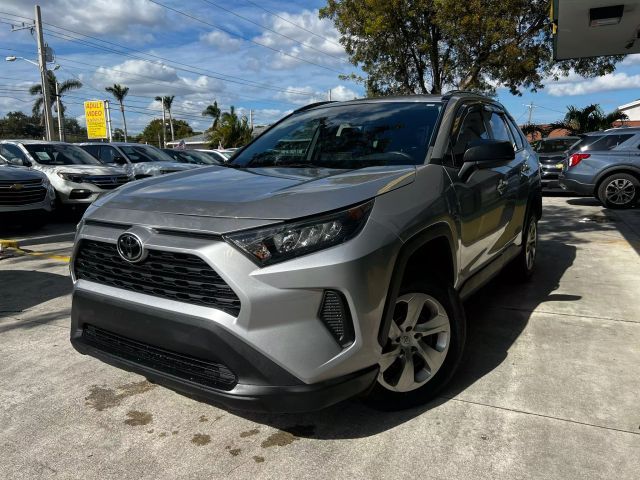 2021 Toyota RAV4 LE