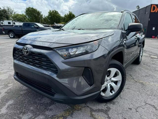 2021 Toyota RAV4 LE