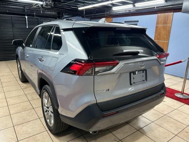 2021 Toyota RAV4 Limited