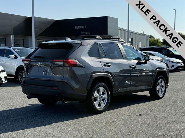 2021 Toyota RAV4 XLE