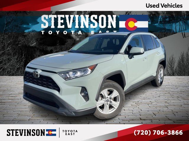 2021 Toyota RAV4 XLE