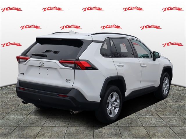 2021 Toyota RAV4 XLE