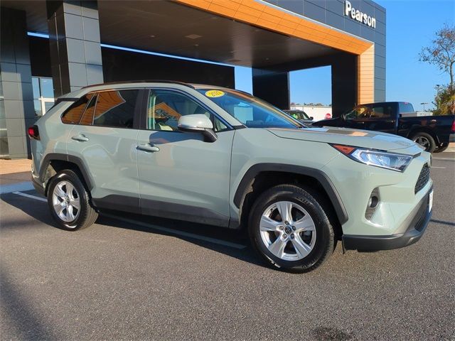 2021 Toyota RAV4 XLE