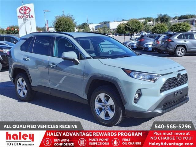 2021 Toyota RAV4 XLE