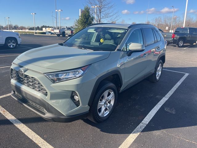 2021 Toyota RAV4 XLE