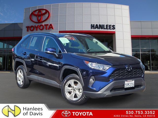 2021 Toyota RAV4 XLE