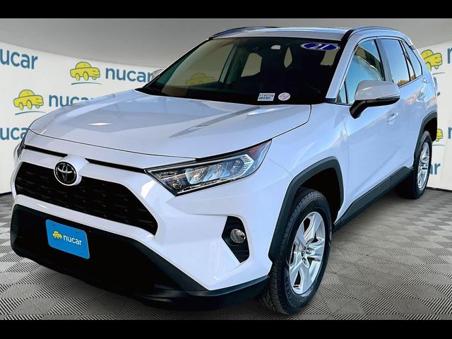 2021 Toyota RAV4 XLE