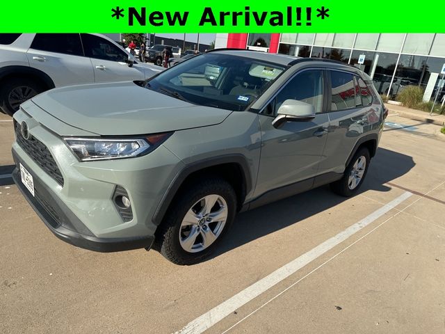 2021 Toyota RAV4 XLE