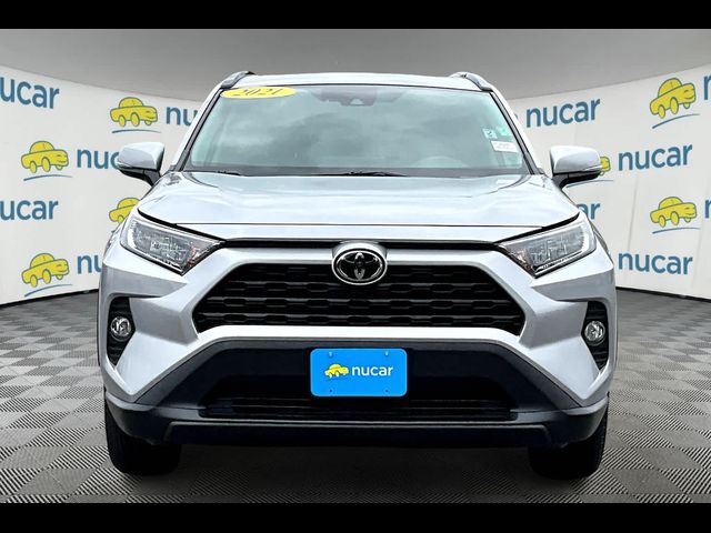 2021 Toyota RAV4 XLE