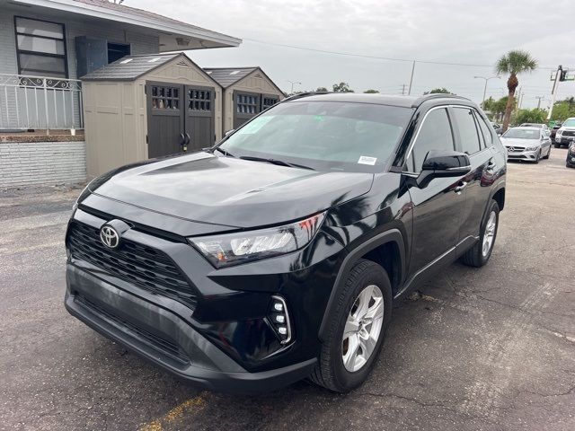 2021 Toyota RAV4 XLE