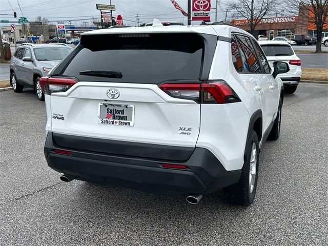 2021 Toyota RAV4 XLE