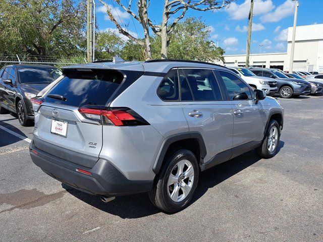 2021 Toyota RAV4 XLE