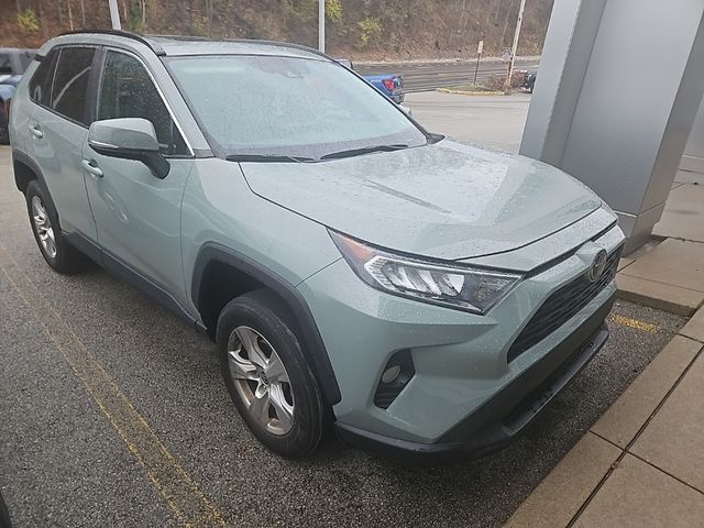 2021 Toyota RAV4 XLE