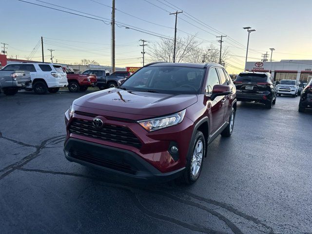 2021 Toyota RAV4 XLE