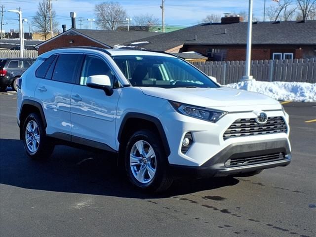 2021 Toyota RAV4 XLE