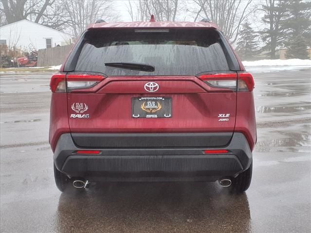 2021 Toyota RAV4 XLE