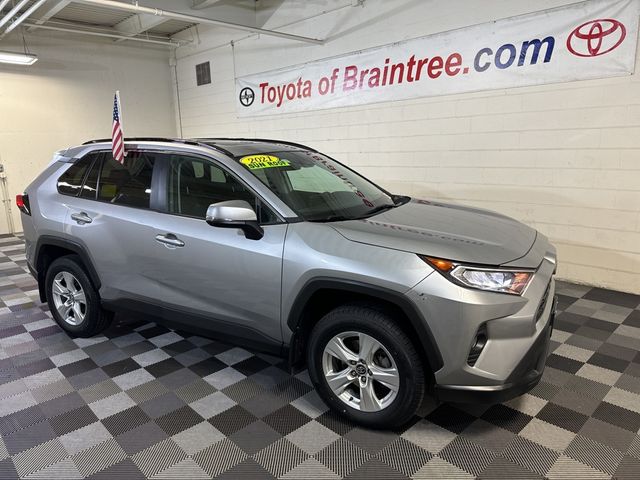 2021 Toyota RAV4 XLE