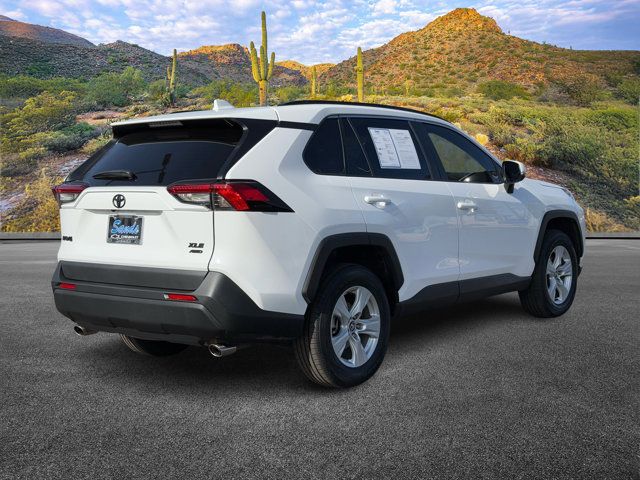 2021 Toyota RAV4 XLE