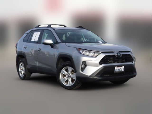 2021 Toyota RAV4 XLE