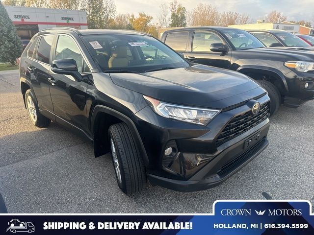 2021 Toyota RAV4 XLE