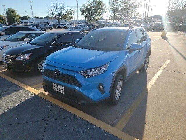 2021 Toyota RAV4 XLE