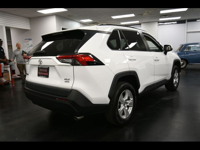 2021 Toyota RAV4 XLE