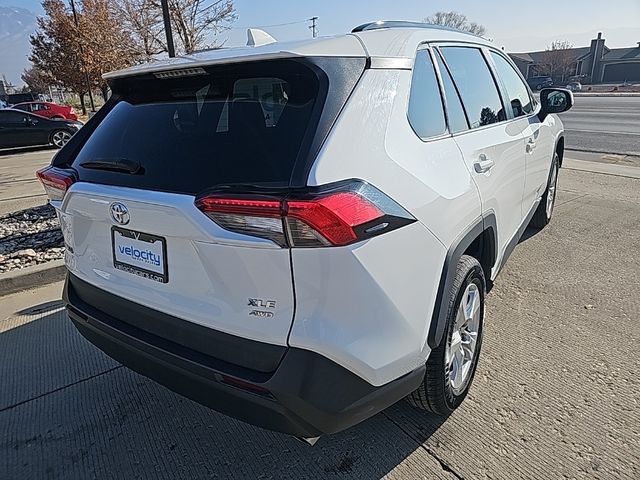 2021 Toyota RAV4 XLE