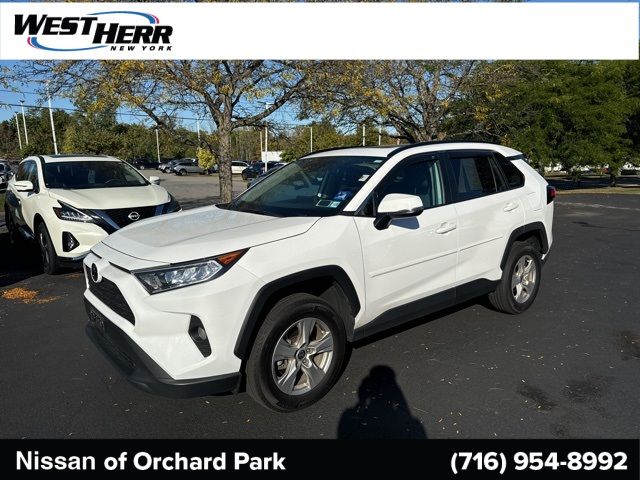 2021 Toyota RAV4 XLE