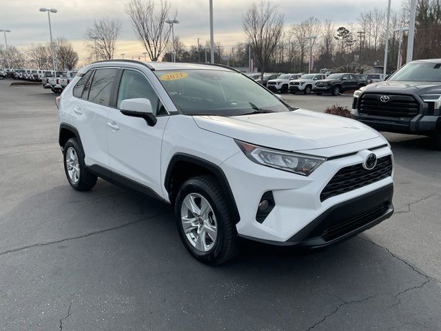 2021 Toyota RAV4 XLE