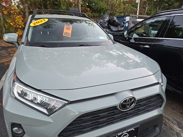 2021 Toyota RAV4 XLE