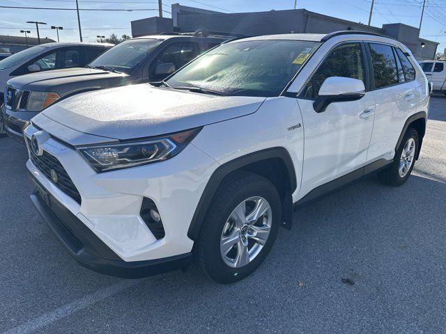 2021 Toyota RAV4 XLE