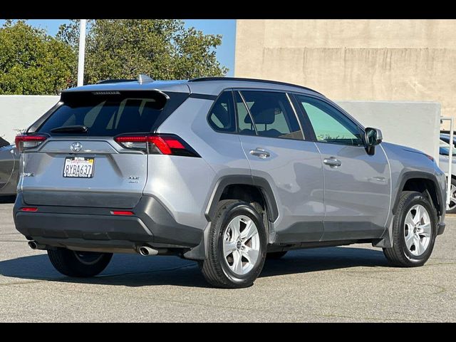 2021 Toyota RAV4 XLE