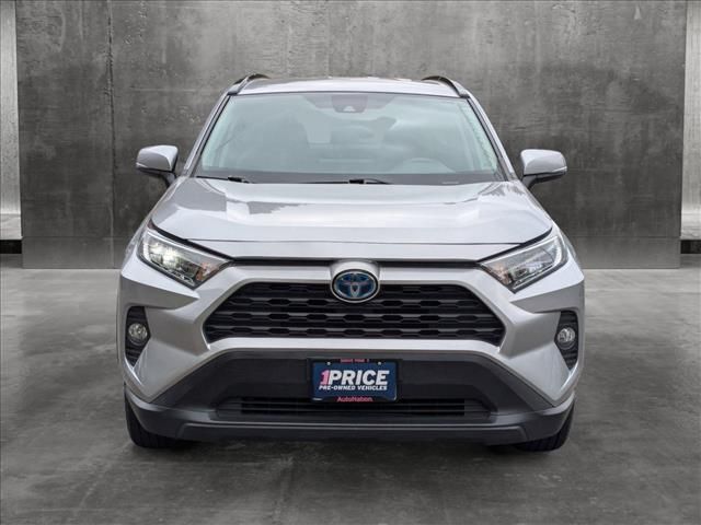 2021 Toyota RAV4 XLE