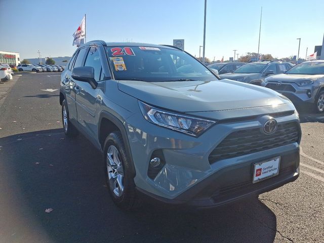 2021 Toyota RAV4 XLE