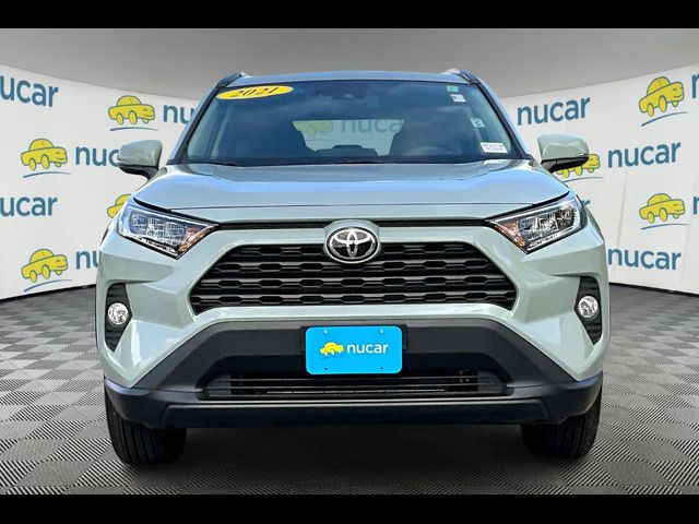 2021 Toyota RAV4 XLE