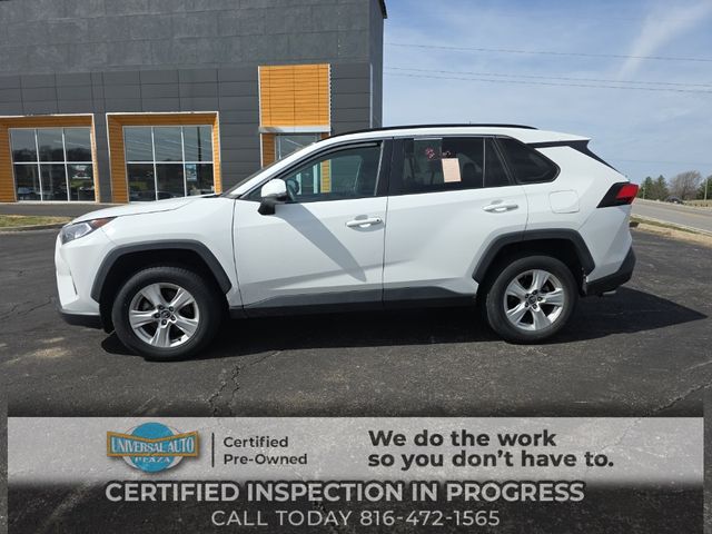 2021 Toyota RAV4 XLE