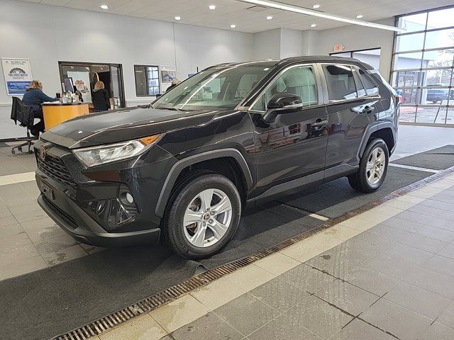 2021 Toyota RAV4 XLE